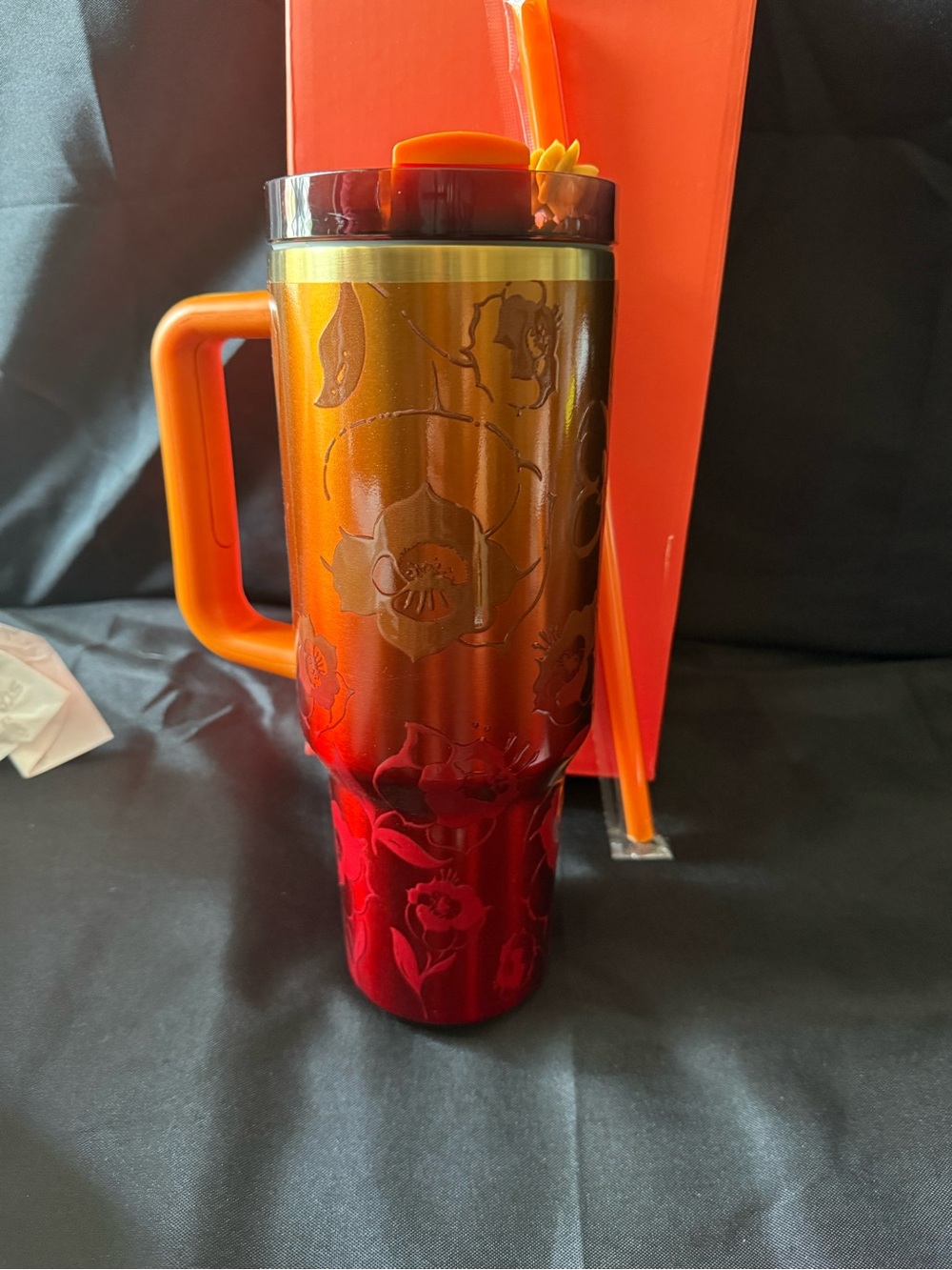 New Stanley 40oz Karol G Edition Orange and Red Floral with Box Topper Straw - Picture 6 of 16